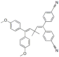 4,4'-[5,5-ビス(4-メトキシフェニル)-3,3-ジメチル-1,4-ペンタジエン-1,1-ジイル]ビスベンゾニトリル 化学構造式