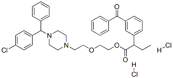 3-ベンゾイル-α-メチルベンゼン酢酸2-[2-[4-[(4-クロロフェニル)フェニルメチル]-1-ピペラジニル]エトキシ]エチル・2塩酸塩 化学構造式