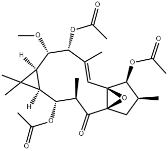 (1aR,2R,3S,4aR,6S,7S,7aS,8E,10R,11R,11aS)-2,7,10-Tris(acetyloxy)-1a,2,3,6,7,10,11,11a-octahydro-11-methoxy-1,1,3,6,9-pentamethyl-4a,7a-epoxy-5H-cyclopenta[a]cyclopropa[f]cycloundecen-4(1H)-one 结构式