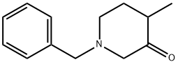 1-ベンジル-4-メチルピペリジン-3-オン 化学構造式