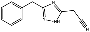 (5-Benzyl-4H-[1,2,4]triazol-3-yl)-acetonitrile Struktur