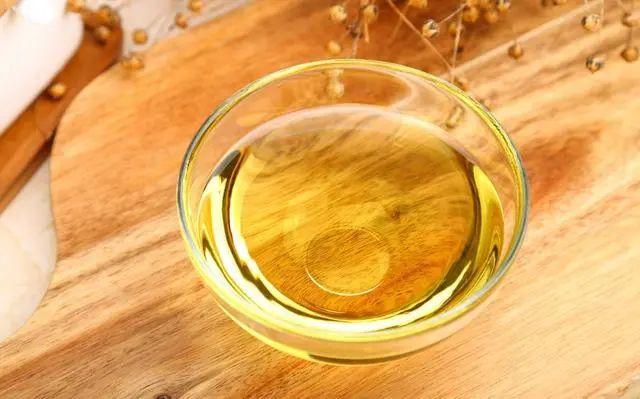 玉米油、花生油、大豆油,哪种更健康?提醒:这2类油不要长期吃