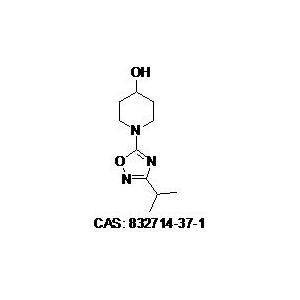 1-(3-异丙基-[1,2,4]恶二唑-5-基)哌啶-4-醇